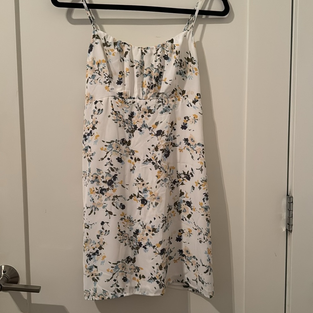 Abercrombie Dress & Scrunchie